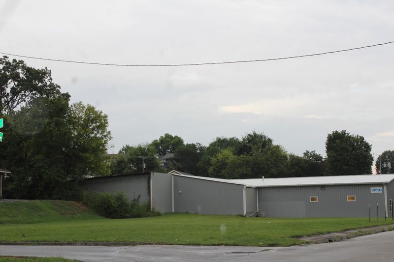 239 Aluminum Ave, Alcoa, TN 37701