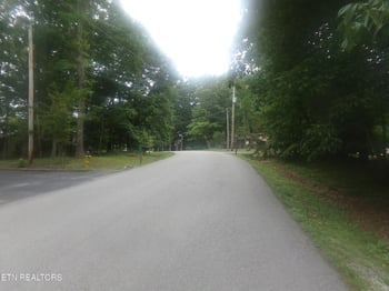 239 Amherst Ln, Crossville, TN 38558