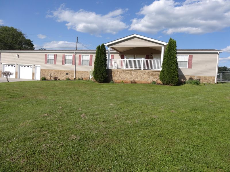 239 Kyker Ferry Rd, Kodak, TN 37764