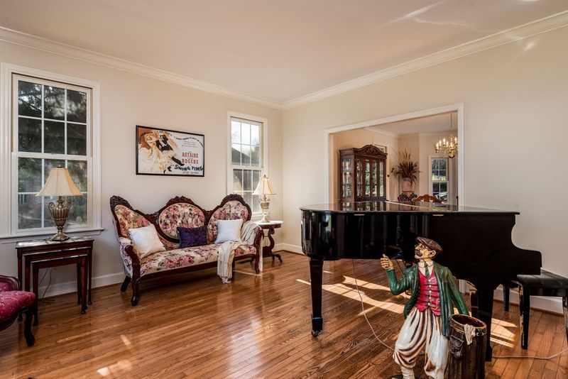 239 Shadowfax Rd, Knoxville, TN 37934