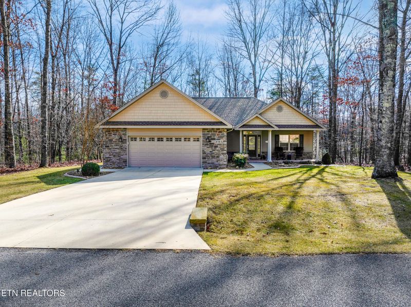 239 Thrushwood Dr, Crossville, TN 38558
