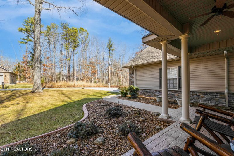 239 Thrushwood Dr, Crossville, TN 38558