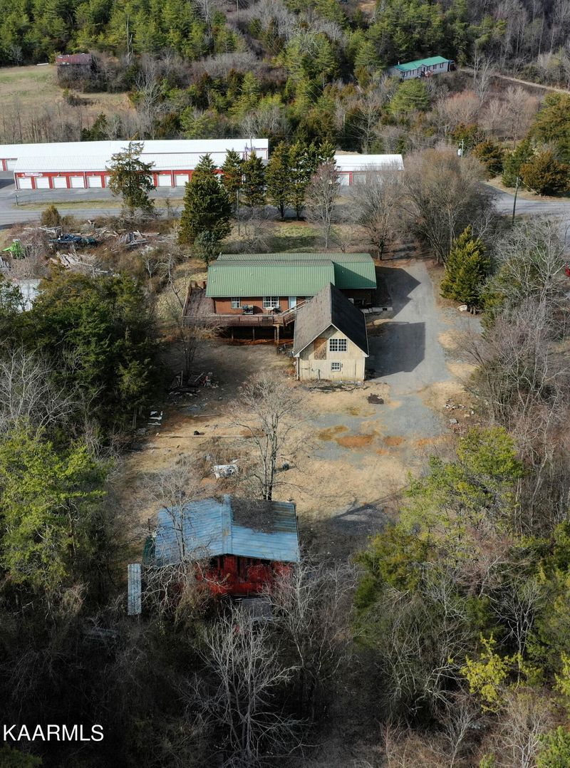 239 W Mount Rd, Kodak, TN 37764