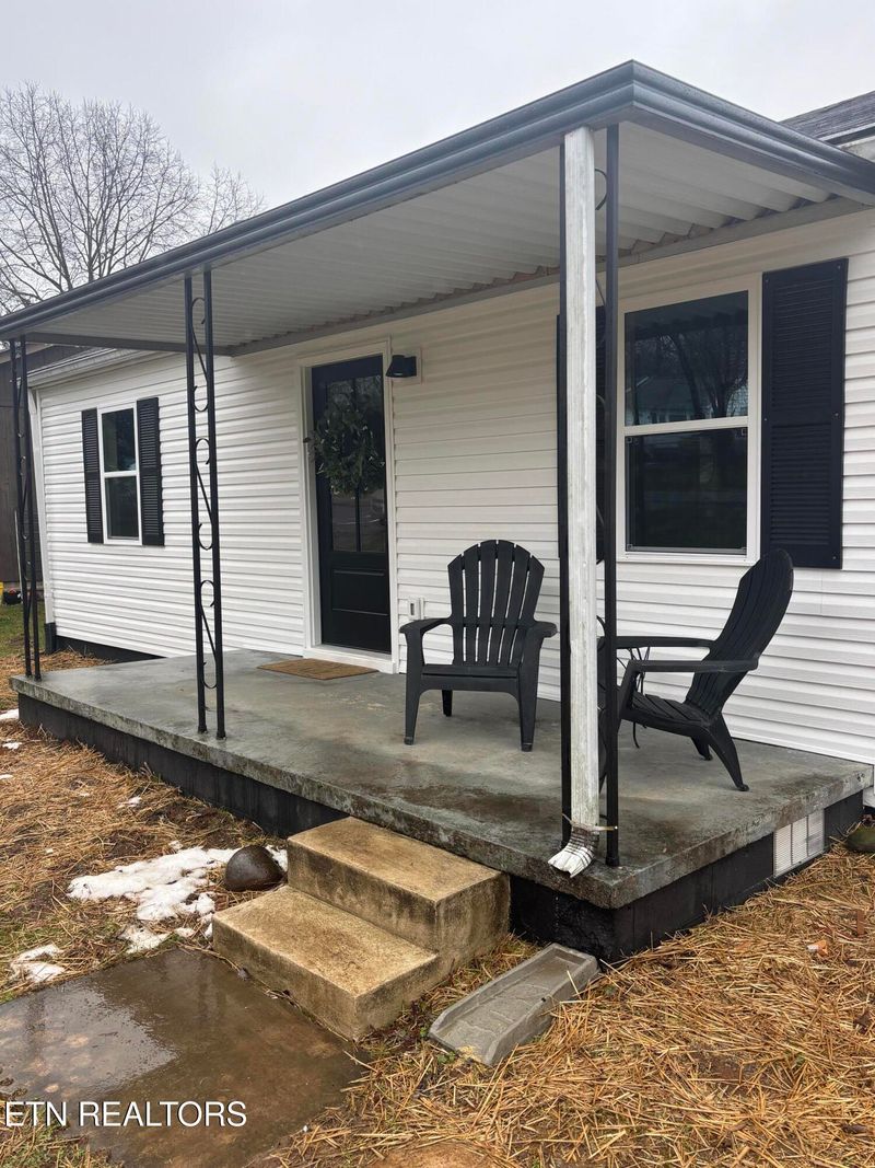 2392 Cecelia Ave, Maryville, TN 37804
