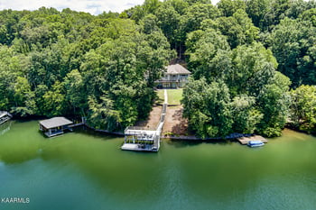 24 Northcove Estate Dr, Greenback, TN 37742