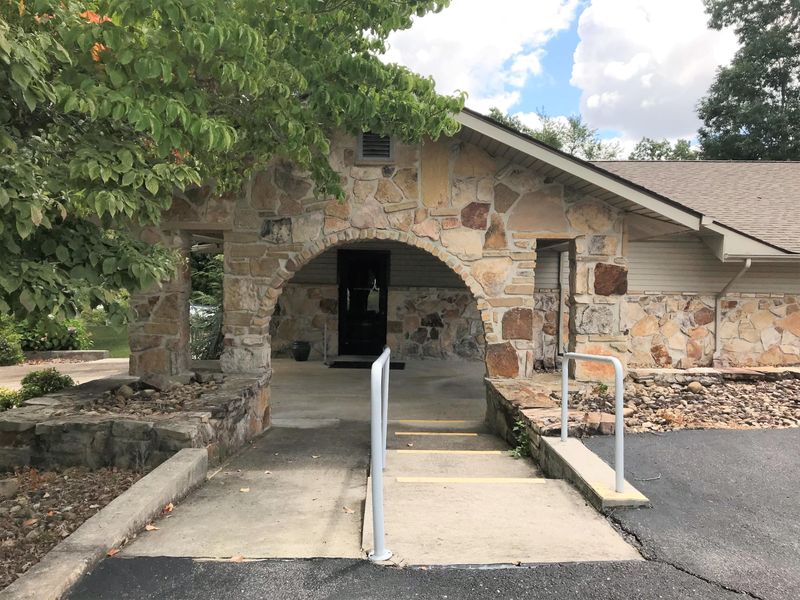 24 Oak Rd, Crossville, TN 38555