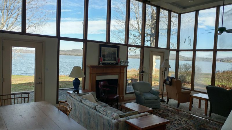 240 Hickey Rd, Kingston, TN 37763