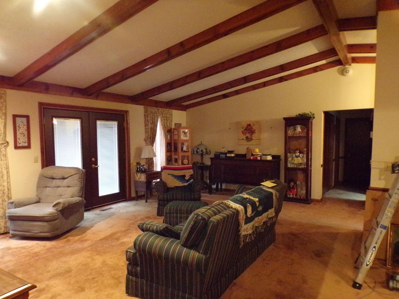 240 Lakeview Dr, Fairfield Glade, TN 38558