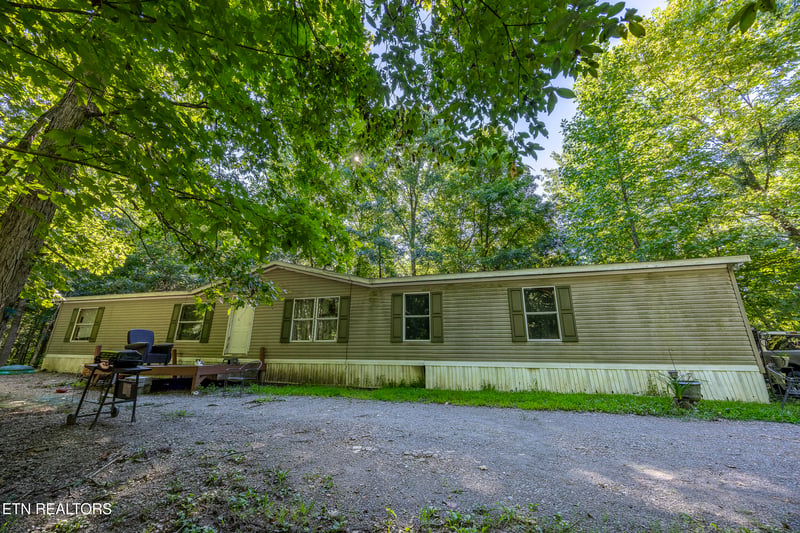 240 Lone Mountain Rd, Andersonville, TN 37705