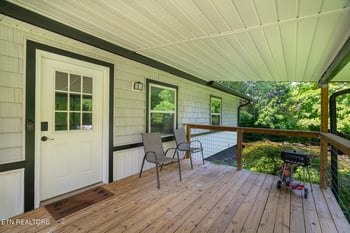 2400 Aberdeen Ln, Knoxville, TN 37920