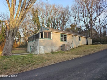 2400 Center Ave, Knoxville, TN 37915