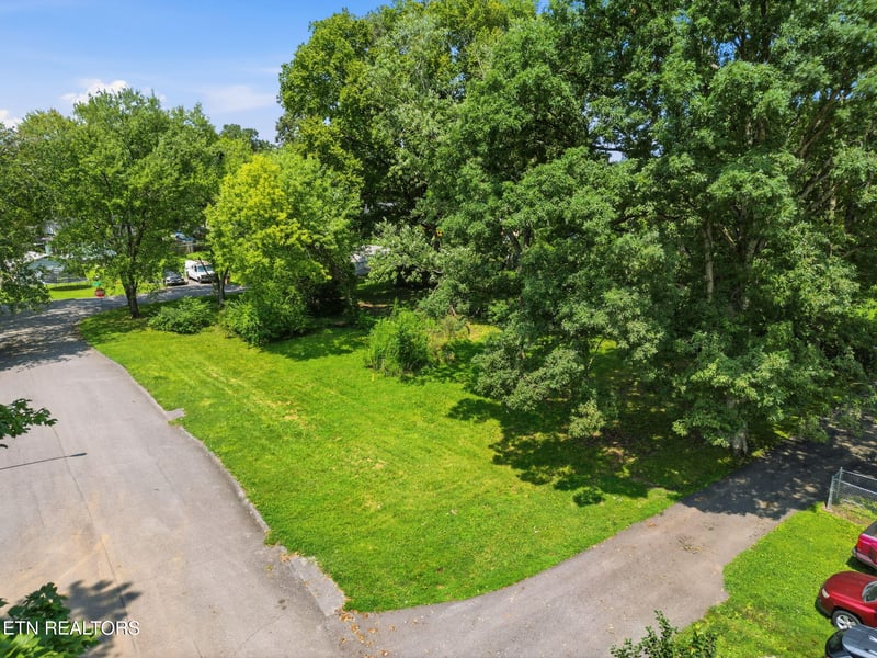 2400 Rim St, Knoxville, TN 37917