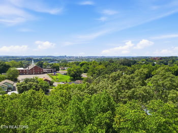 2400 Rim St, Knoxville, TN 37917