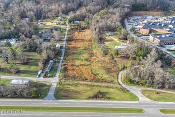 2400 Roane State Hwy, Harriman, TN 37748