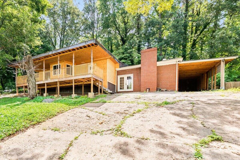 2401 W Madison Ave, Athens, TN 37303