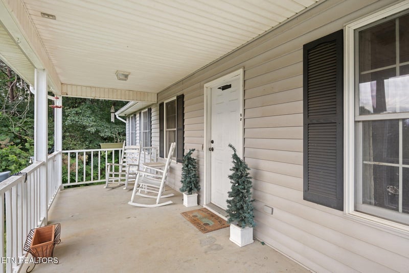2402 Ball Camp Byington Rd, Knoxville, TN 37931