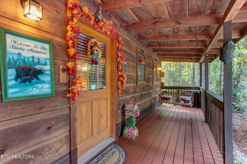 2402 E E View Dr, Sevierville, TN 37876
