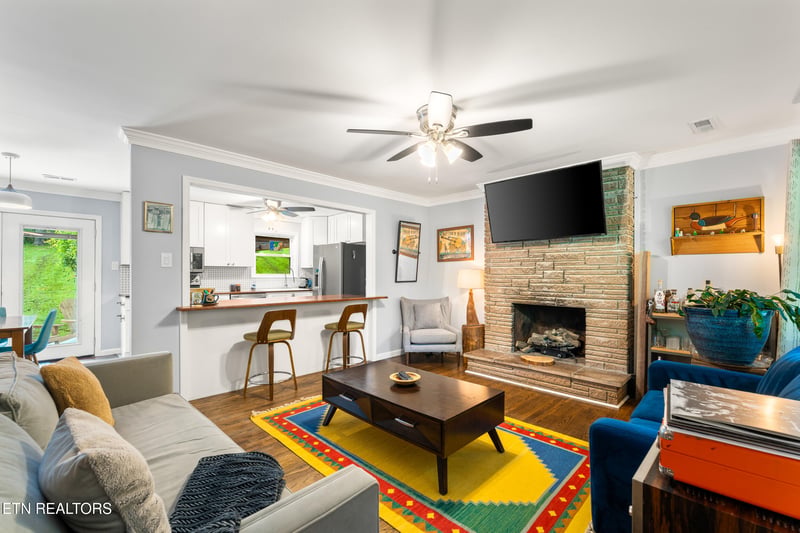 2404 Belt Rd, Knoxville, TN 37920
