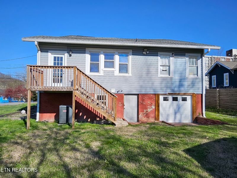 2404 Montclair Ave, Knoxville, TN 37917