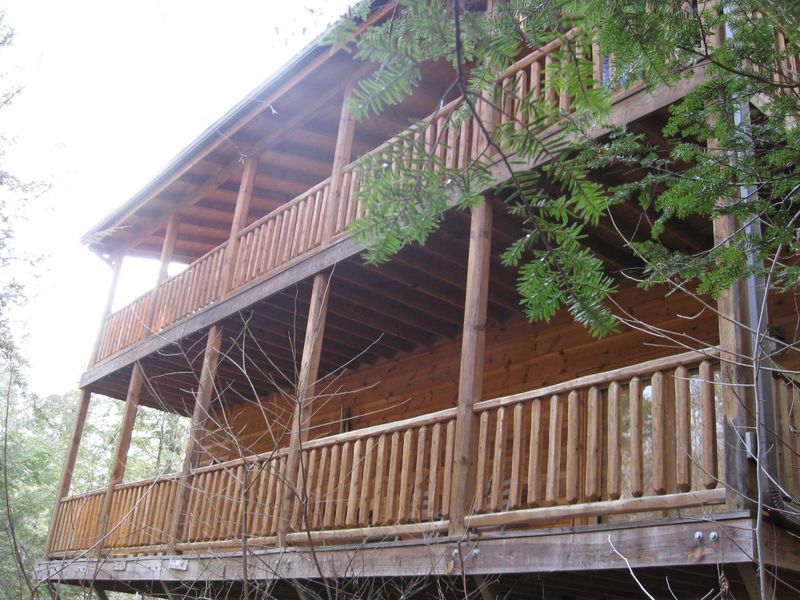 2406 Whitetail Ridge Way, Sevierville, TN 37862
