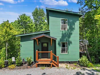 2407-2412 Ridgehigh Ps, Sevierville, TN 37876