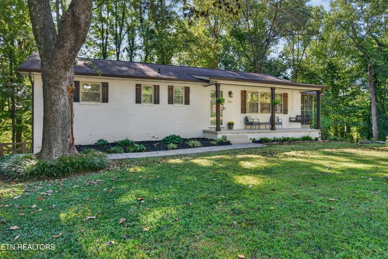 2408 Alberta Dr, Knoxville, TN 37920