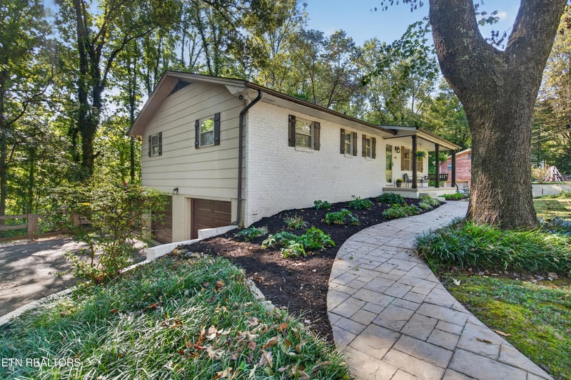 2408 Alberta Dr, Knoxville, TN 37920