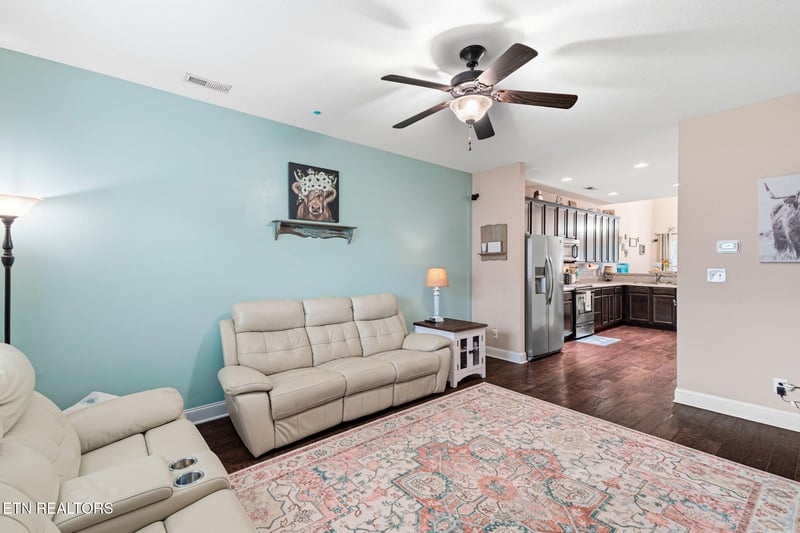 2408 Talbott Way, Powell, TN 37849