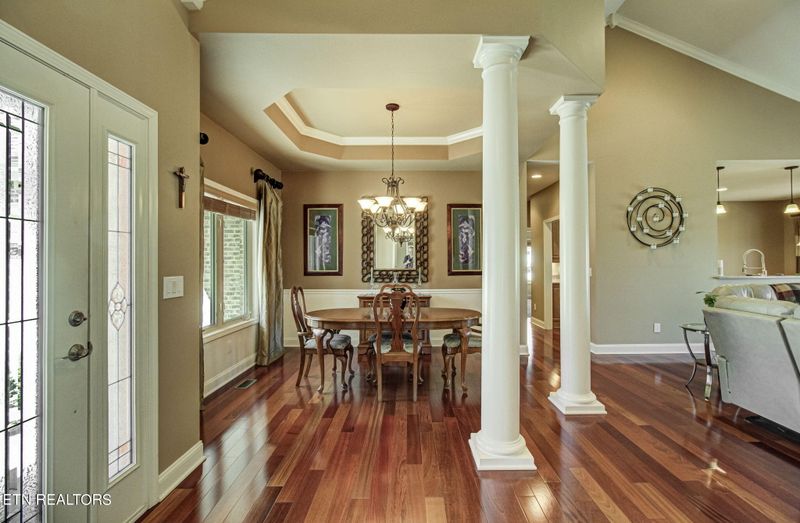 241 Cheestana Way, Loudon, TN 37774