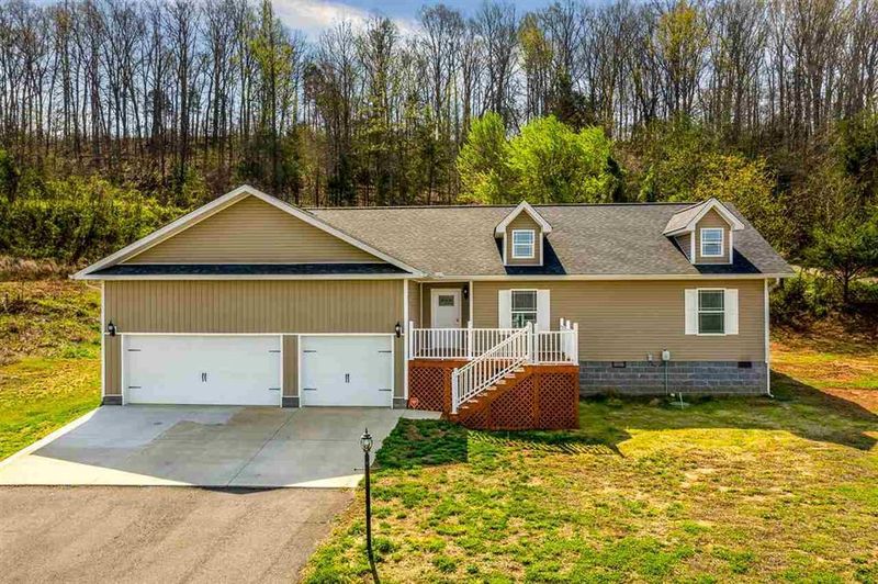 241 Clear Creek Rd, Kodak, TN 37764