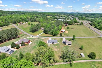 241 County Road 158, Riceville, TN 37370
