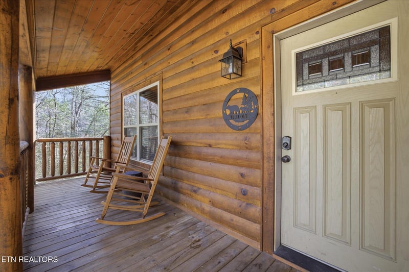 241 Palmer Rd, Gatlinburg, TN 37738