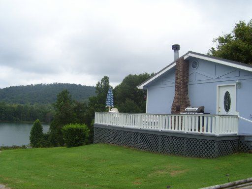 241 Stiner Rd, Sharps Chapel, TN 37866