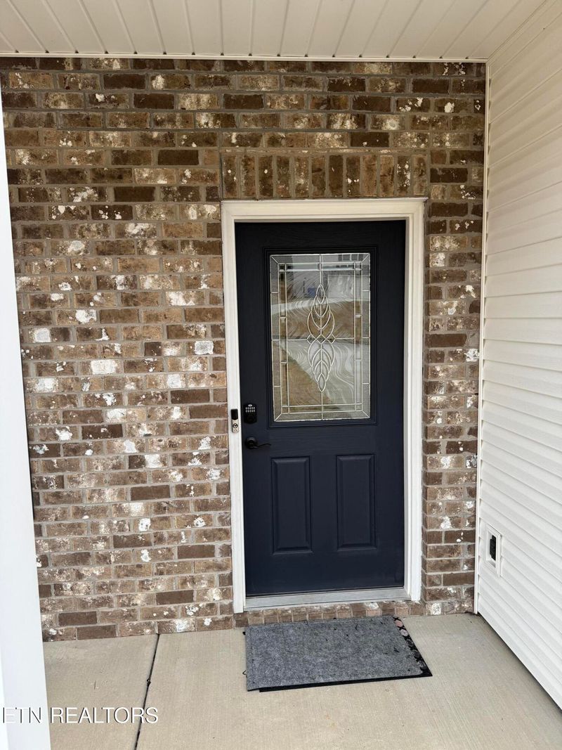 241 Summer Glenn Ln, Loudon, TN 37774