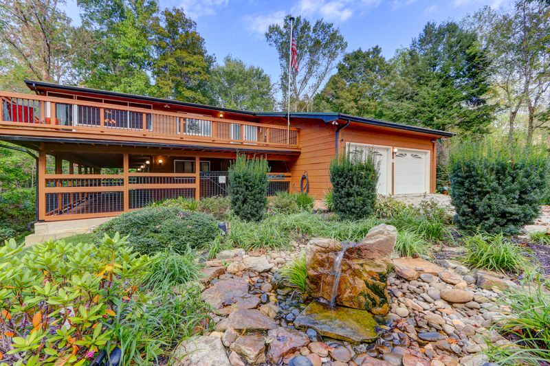 241 Tracy Allison Ln, Clinton, TN 37716