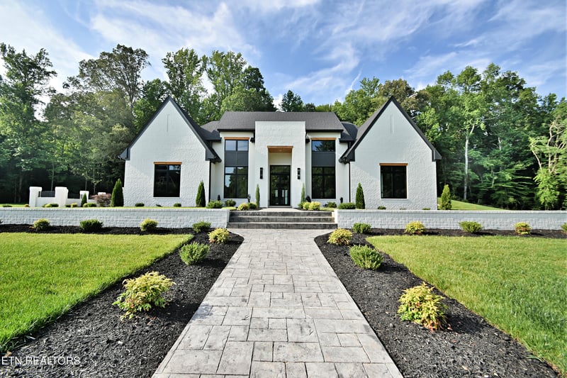 2410 Woodland Reserve Ln, Knoxville, TN 37919