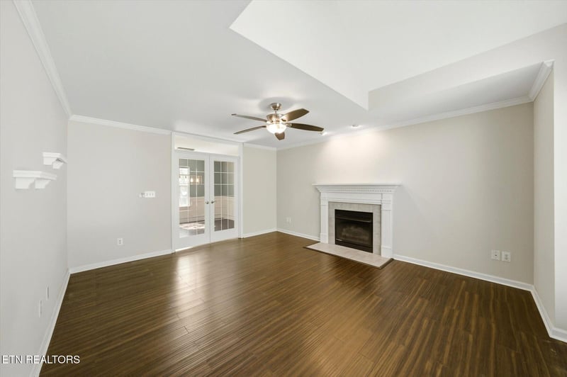 2412 Maple Crest Ln, Knoxville, TN 37921