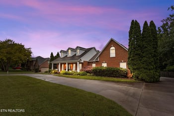 2414 Cross Creek Dr, Maryville, TN 37803