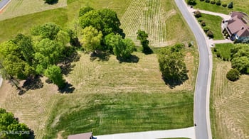 2414 Starboard Crest Rd, Morristown, TN 37814