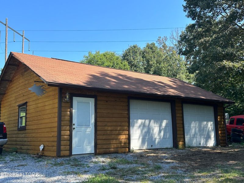 2415 Amanda Ln, Sevierville, TN 37876