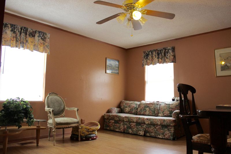 2415 Big River Overlook Dr, Sevierville, TN 37876