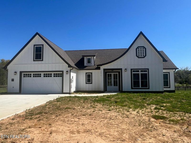 2416 Iron Forge Way, Sevierville, TN 37876