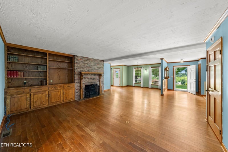 242 Kirk Cir, Madisonville, TN 37354