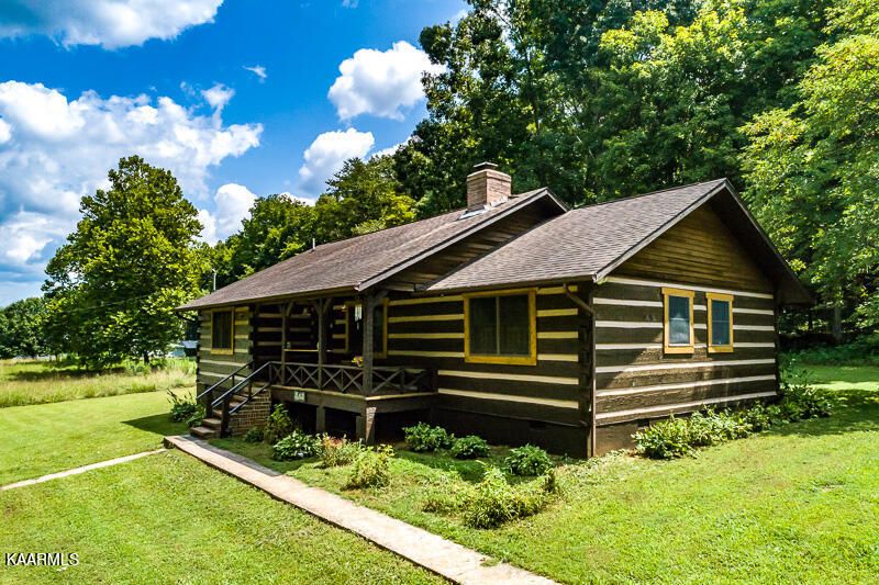 242 Lewis Ln, Blaine, TN 37709