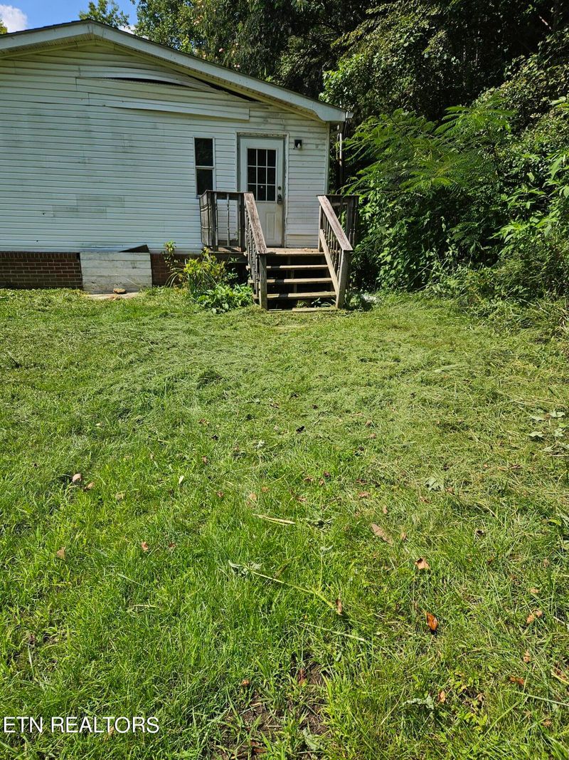 242 Shonda Ln, Duff, TN 37729