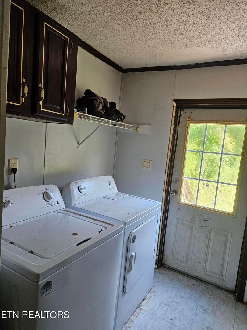 242 Shonda Ln, Duff, TN 37729