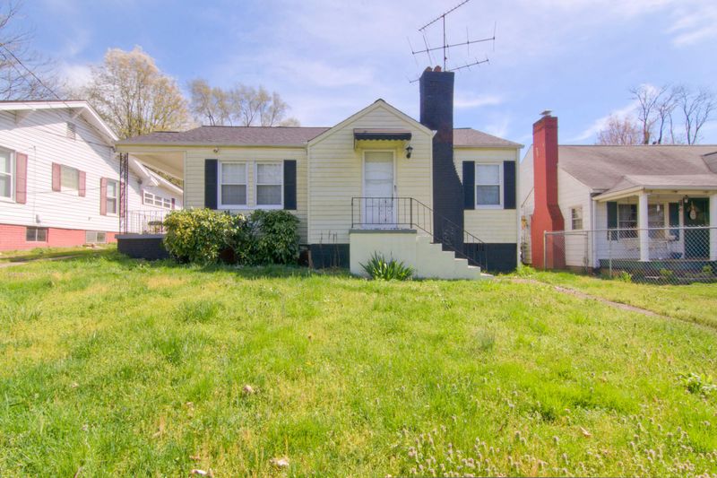 2422 Edgewood Ave, Knoxville, TN 37917