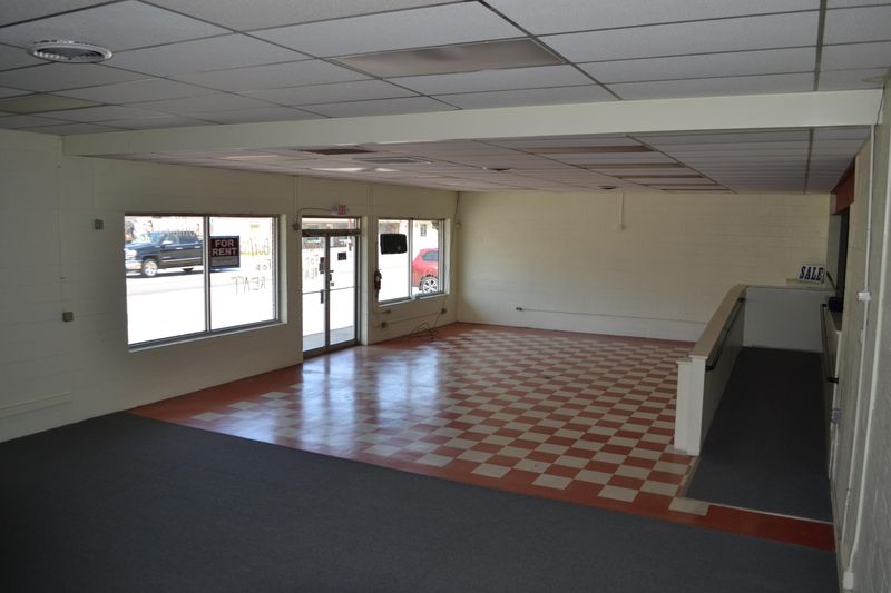 2424 E Broadway Ave, Maryville, TN 37804