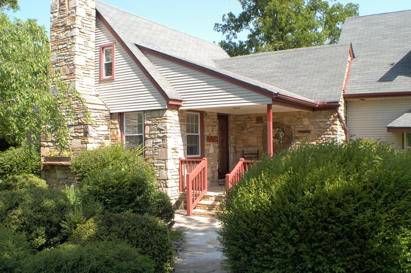 2425 Pigeon Ridge Rd, Crossville, TN 38572