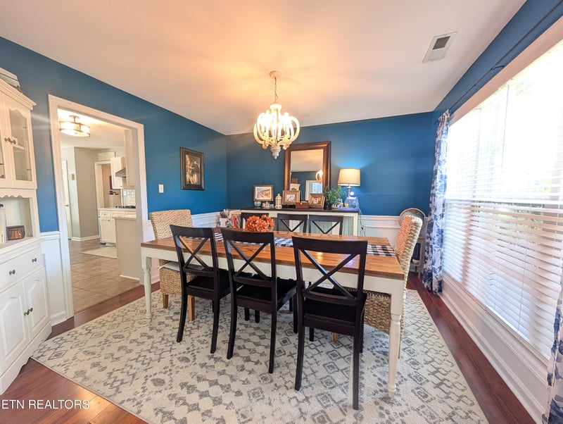 2426 Amber Dawn Ln, Knoxville, TN 37920
